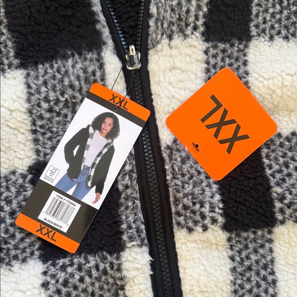 NWT Plaid Hooded Sherpa Jacket in Black and White XXL Weatherproof - Picture 2 of 6